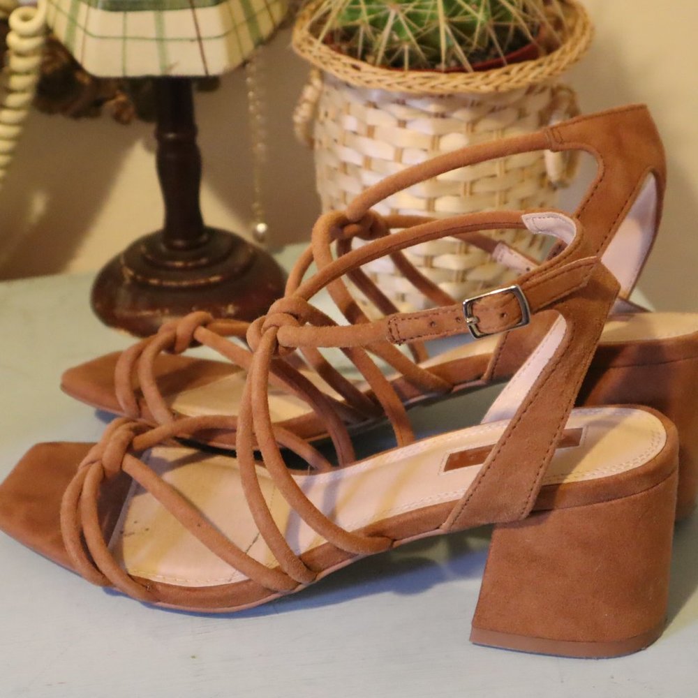 TOPSHOP SUEDE SANDALS - 6.5
